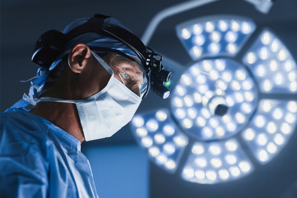 The-cost-of-orthopedic-surgery-hospital-vs-asc